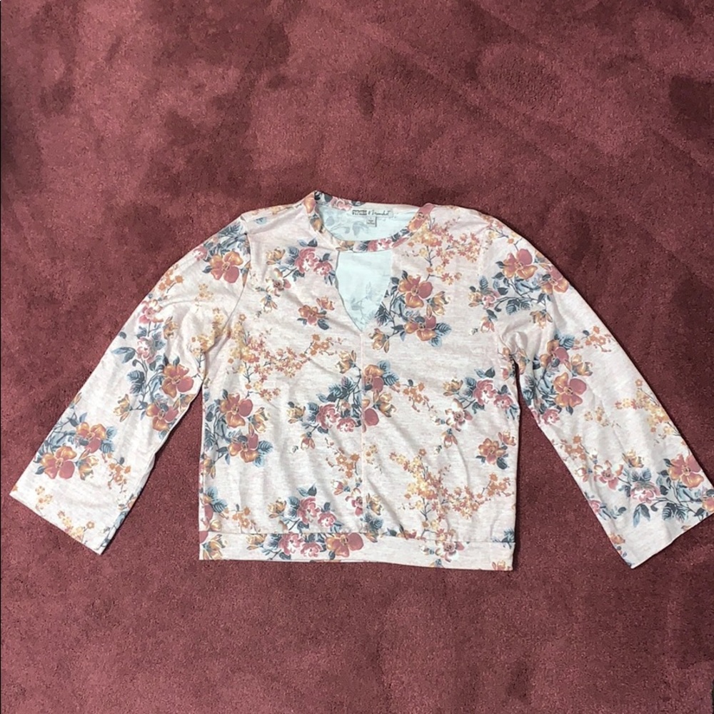 Floral sweater with cut out v-neck